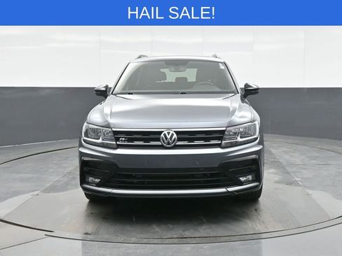 Used 2021 Volkswagen Tiguan SE R-Line image 2