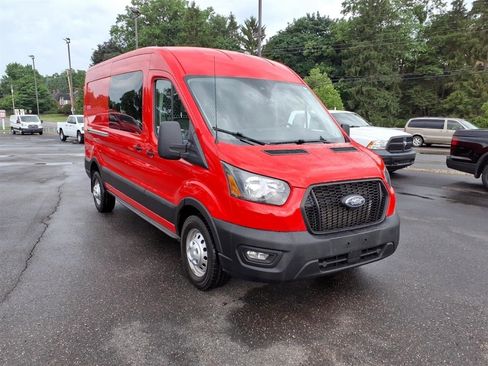 Used 2023 Ford Transit 250 Medium Roof AWD image 3
