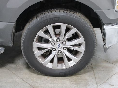 Used 2016 Ford F150 XLT w/ Equipment Group 302A Luxury image 14