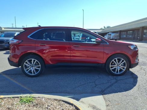 Used 2024 Ford Edge Titanium AWD/4WD image 6