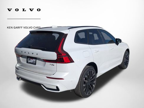 New 2026 Volvo XC60 T8 Ultra w/ Climate Package PRO AWD/4WD image 3