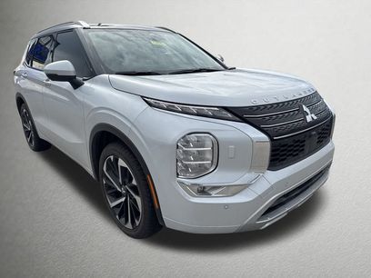 Used 2024 Mitsubishi Outlander SEL