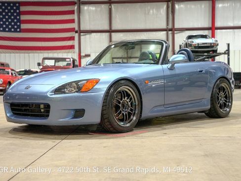 Used 2002 Honda S2000 image 1