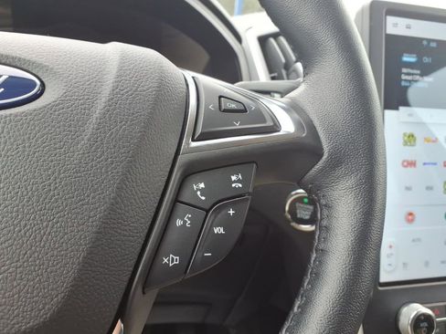 Used 2023 Ford Edge SEL w/ Convenience Package image 17