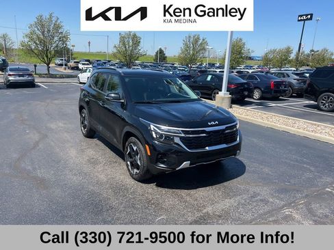 Certified 2025 Kia Seltos EX w/ EX Sunroof Package AWD/4WD image 7