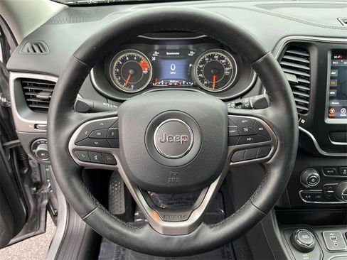 Used 2021 Jeep Cherokee Latitude Lux w/ Comfort/Convenience Group image 15