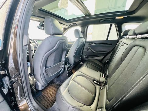 Used 2017 BMW X1 xDrive28i image 35