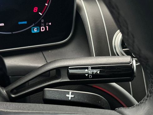 Certified 2025 Mercedes-Benz GLC 300 image 20