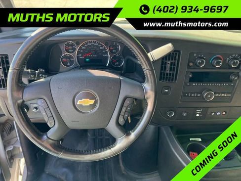 Used 2020 Chevrolet Express 2500 w/ Enhanced Convenience Package image 4