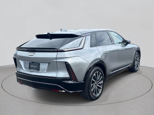 Certified 2024 Cadillac Lyriq Sport w/ LPO, Floor Liner Package AWD/4WD image 5