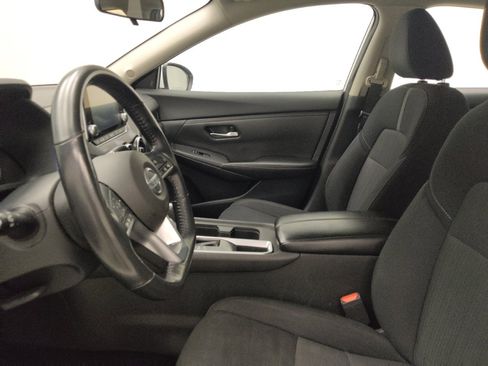 Used 2022 Nissan Sentra SV FWD image 17