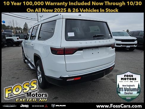 New 2024 Jeep Wagoneer Base w/ HD Trailer Tow Package image 5