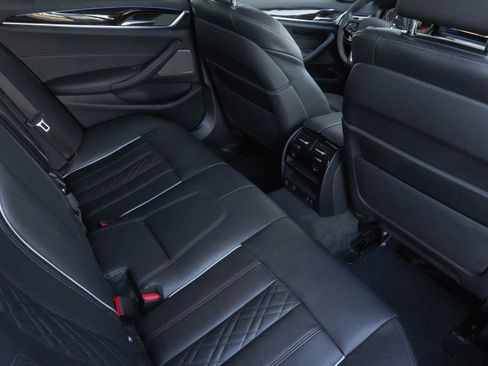 Certified 2023 BMW 540i xDrive w/ Executive Package image 35