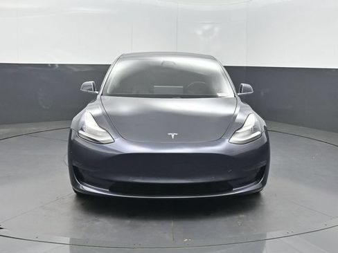 Used 2018 Tesla Model 3 Long Range AWD/4WD image 9