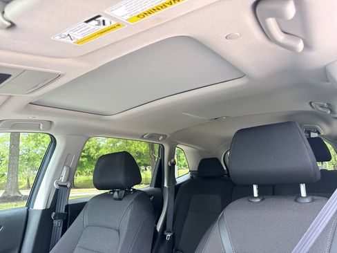 Used 2025 Honda CR-V EX image 31