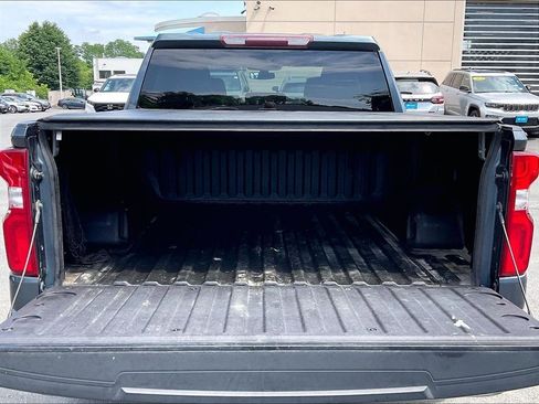 Used 2020 Chevrolet Silverado 1500 RST AWD/4WD image 31