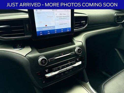 Used 2020 Ford Explorer XLT w/ Equipment Group 202A AWD/4WD image 15