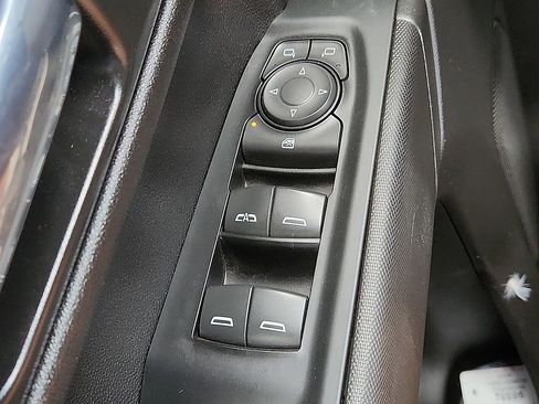 Used 2023 Chevrolet Silverado 1500 W/T w/ WT Value Package image 9