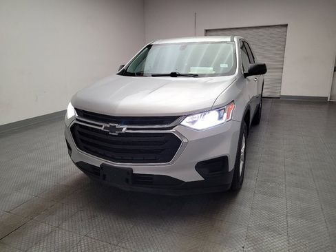 Used 2021 Chevrolet Traverse LS image 15