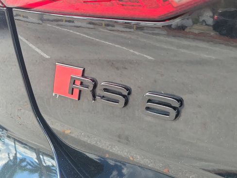 Used 2022 Audi RS 6 AWD/4WD image 5