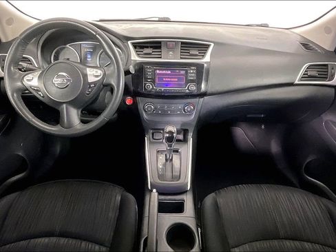 Used 2017 Nissan Sentra SV FWD image 21