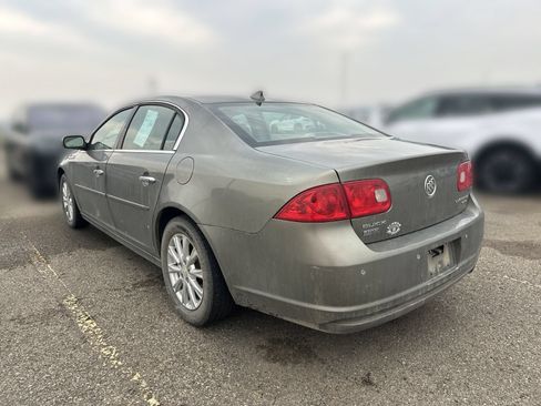 Used 2011 Buick Lucerne CXL w/ Driver Confidence Package FWD image 4