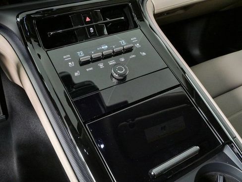 New 2026 Porsche Panamera image 18