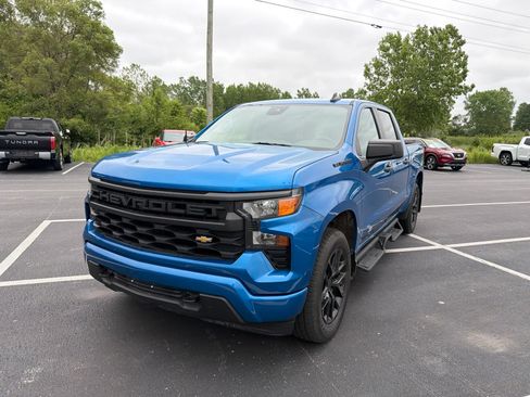 Used 2022 Chevrolet Silverado 1500 Custom AWD/4WD image 2