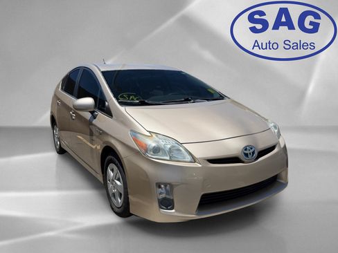 Used 2010 Toyota Prius Five FWD image 2