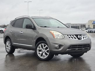 Used 2012 Nissan Rogue SL video 2
