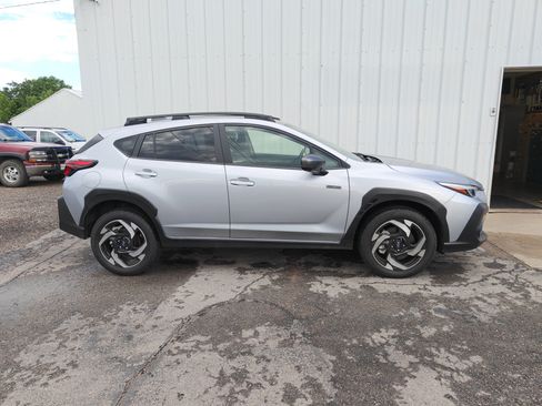 Used 2026 Subaru Crosstrek 2.5i Limited w/ Crosstrek Mirror Package AWD/4WD image 1