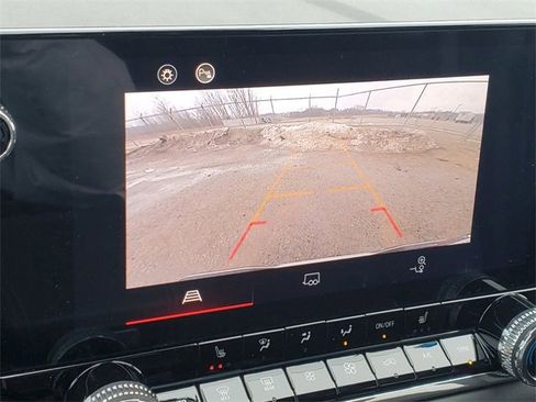 New 2025 GMC Canyon Elevation w/ Convenience Package image 16