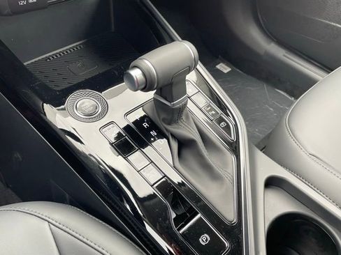 New 2025 Kia Niro EX Touring image 19