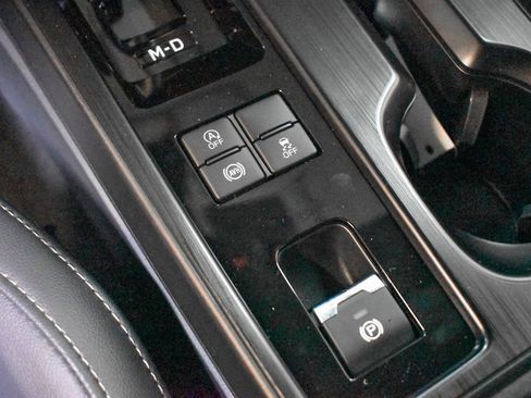 New 2026 Subaru Outback Limited AWD/4WD image 22