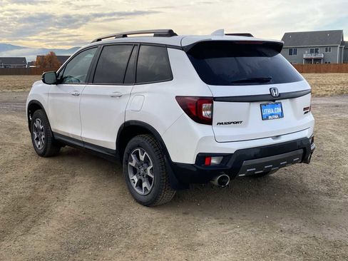 Used 2023 Honda Passport TrailSport image 11