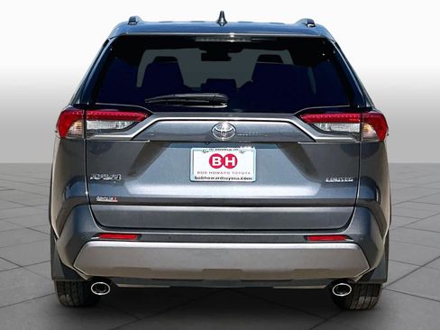 Used 2019 Toyota RAV4 Limited FWD image 5