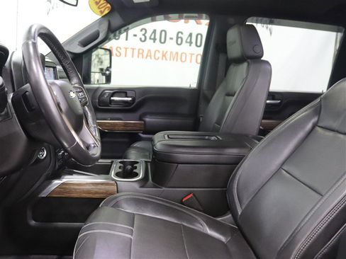 Used 2022 Chevrolet Silverado 2500 High Country w/ LPO, Dark Essentials Package image 7