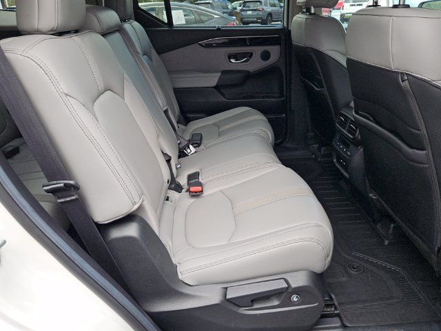 Certified 2025 Honda Pilot EX-L image 14