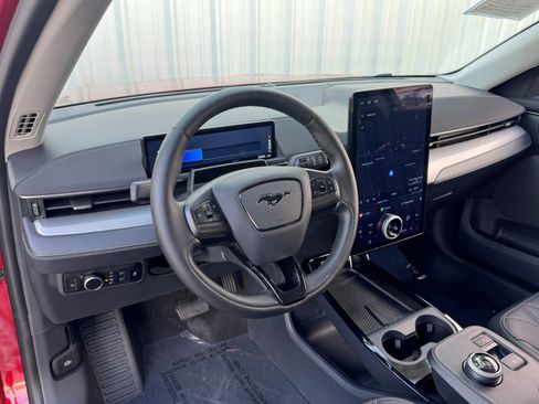 Used 2023 Ford Mustang Mach-E Select image 12