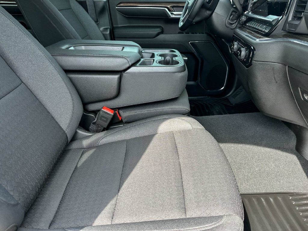 Used 2024 Chevrolet Silverado 1500 LT AWD/4WD image 21