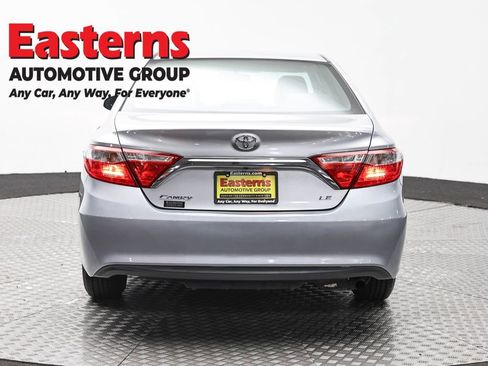 Used 2017 Toyota Camry LE FWD image 6