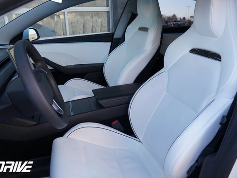 Used 2024 Tesla Model 3 Performance image 18