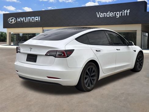 Used 2021 Tesla Model 3 Standard Range Plus image 15