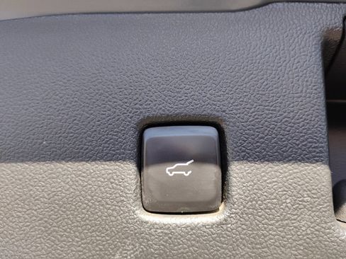 Used 2023 Ford Escape ST-Line image 15