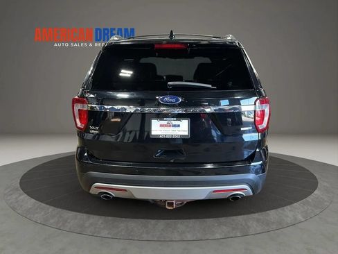 Used 2016 Ford Explorer XLT w/ Equipment Group 202A AWD/4WD image 4