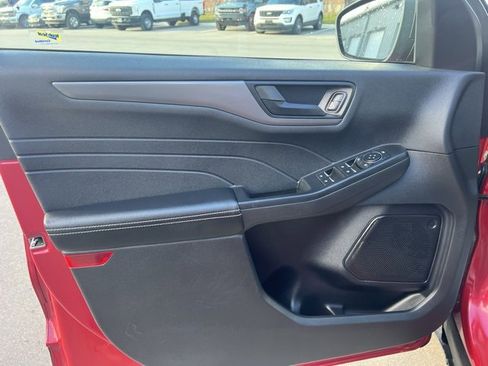 Used 2023 Ford Escape Active image 20