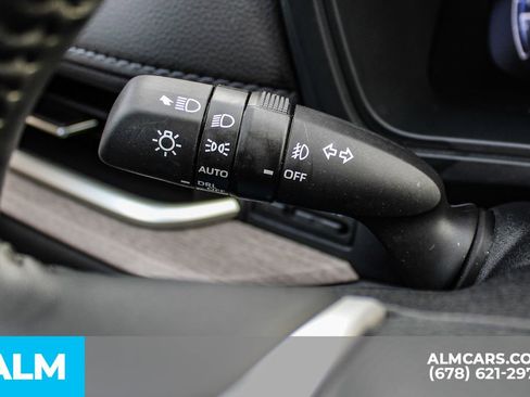 Used 2024 Toyota Grand Highlander AWD image 31