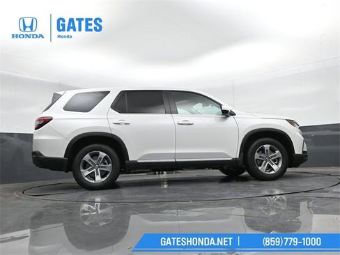 New 2025 Honda Pilot EX-L image 45