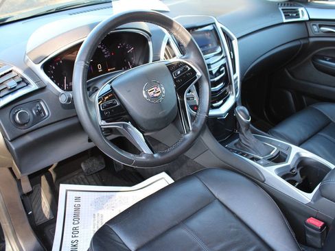 Used 2016 Cadillac SRX Base 4dr SUV image 26