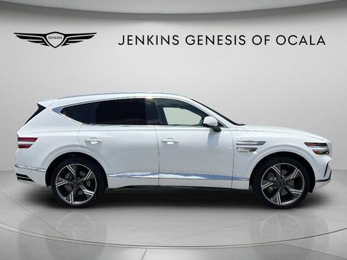 Certified 2025 Genesis GV80 3.5T Prestige AWD/4WD image 2
